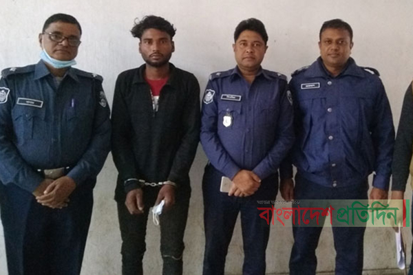 স্ত্রীর সহযোগিতায় স্বামীকে মারধরের পর শরীরের আগুন দেয় ‘পরকীয়া’ প্রেমিক