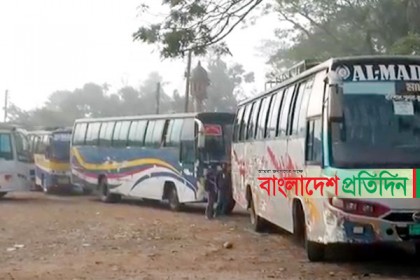 ঝালকাঠি থেকে ৮ রুটে অনির্দিষ্টকালের জন্য বাস চলাচল বন্ধ