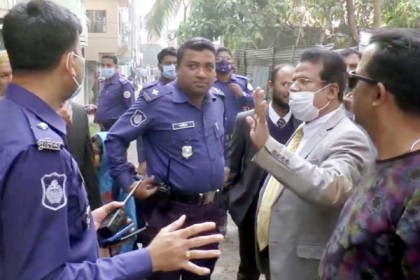 ঝালকাঠিতে বিএনপির বিক্ষোভ সমাবেশ, পুলিশের বাধায় মিছিল পণ্ড