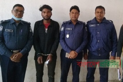 স্ত্রীর সহযোগিতায় স্বামীকে মারধরের পর শরীরের আগুন দেয় ‘পরকীয়া’ প্রেমিক
