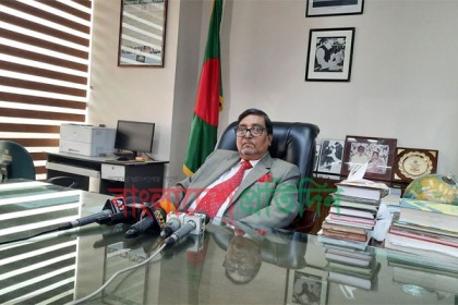 পদত্যাগের জন্য প্রস্তুত ইসি মাহবুব তালুকদার