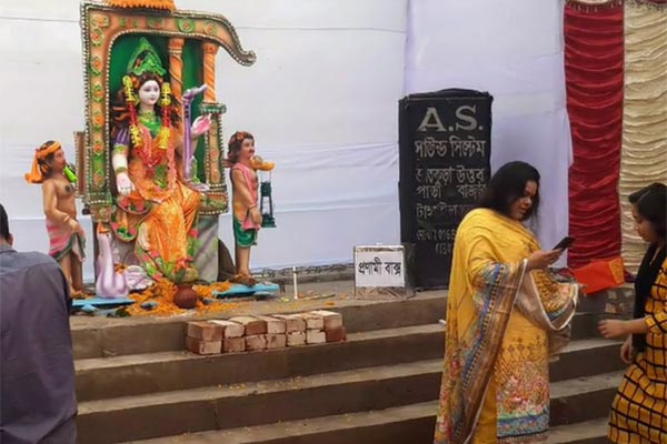 টাঙ্গাইলে নানা আয়োজনে সরস্বতী পূজা অনুষ্ঠিত