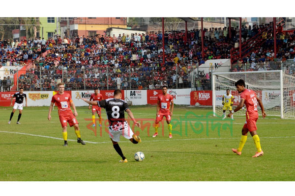 দুই হ্যাটট্রিকে বিশাল জয় বসুন্ধরা কিংসের