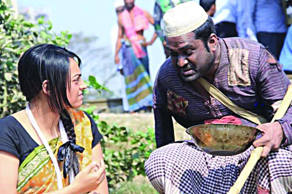 সৈকতের ‘পাগল চিনে রাখুন’