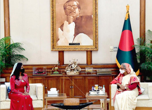 বাংলাদেশ ও মালদ্বীপের মধ্যে সি ক্রুজ সার্ভিস চালু হতে পারে: প্রধানমন্ত্রী

