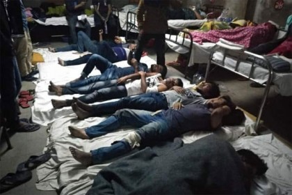 মধ্যরাতে ববি শিক্ষার্থীদের ওপর অতর্কিত হামলা, আহত ১১