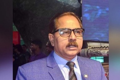 টিকা নেওয়ার বয়স আর কমানো হবে না: স্বাস্থ্যসচিব
