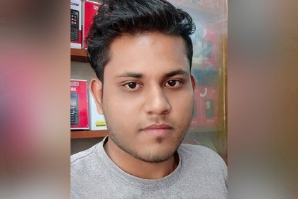 আদমদীঘিতে ট্রেনের ধাক্কায় যুবক নিহত