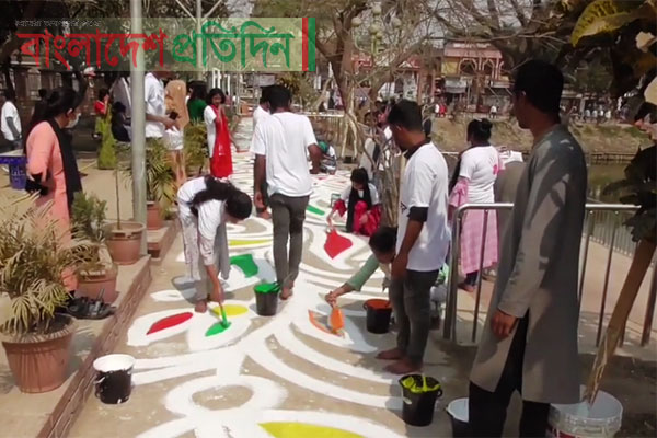 গাইবান্ধায় অমর একুশে আলপনা উৎসব উদ্বোধন 