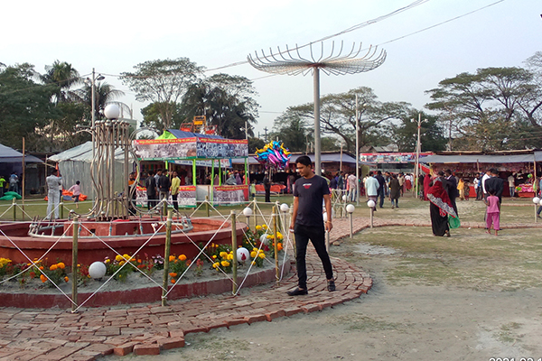 গলাচিপায় শীতবস্ত্র ও শিল্প পণ্য মেলা উদ্বোধন