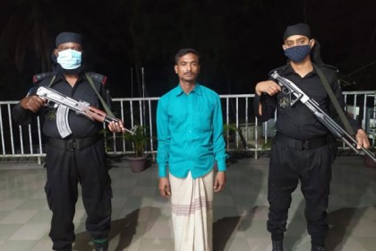টেকনাফে মুক্তিপণ দাবি, র‍্যাবের অভিযানে অপহৃত উদ্ধার 