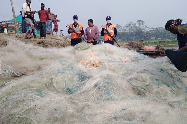 রায়পুরে ৫ লাখ মিটার কারেন্ট জাল জব্দ