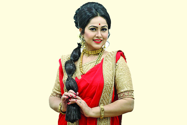 নৃত্যে ফিরছেন নাদিয়া