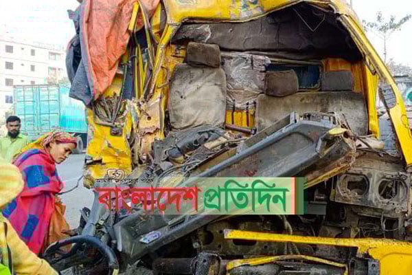 বগুড়ায় বাস-ট্রাক সংঘর্ষে নিহত ৬

