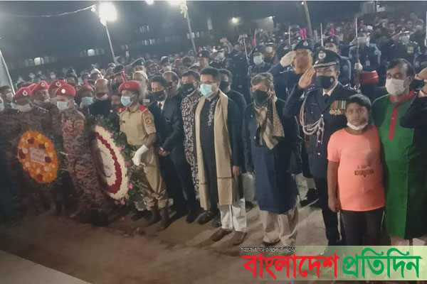 প্রথম প্রহরে ব্রাহ্মণবাড়িয়ায় ভাষা শহীদদের প্রতি বিনম্র শ্রদ্ধা