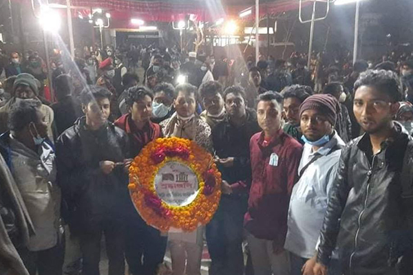 বরগুনায় ভাষা শহীদদের প্রতি শ্রদ্ধা নিবেদন