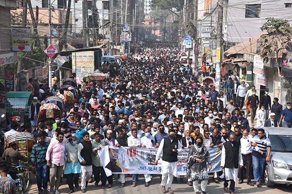 কুমিল্লায় অমর একুশে পালিত