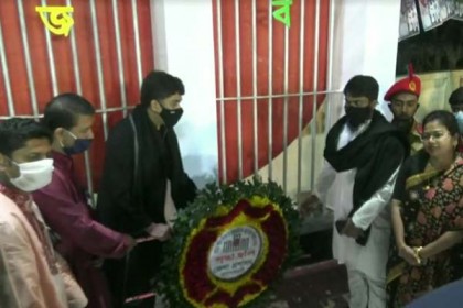 বাগেরহাটে ভাষা শহীদদের প্রতি শ্রদ্ধা নিবেদন