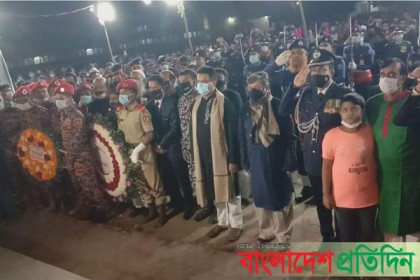 প্রথম প্রহরে ব্রাহ্মণবাড়িয়ায় ভাষা শহীদদের প্রতি বিনম্র শ্রদ্ধা