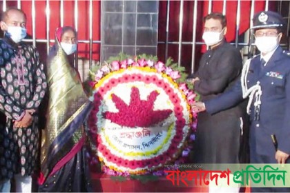 ঝিনাইদহে বিনম্র শ্রদ্ধায় পালিত হচ্ছে আন্তজার্তিক মাতৃভাষা দিবস