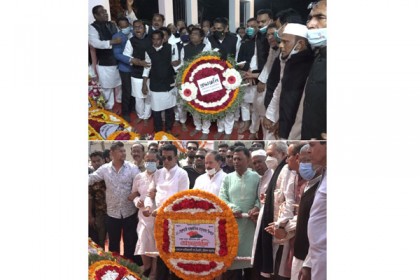বরিশালে ভাষা শহীদদের প্রতি 
শ্রদ্ধা নিবেদন 