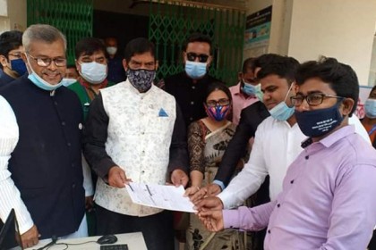 ধামরাইয়ে টিকা গ্রহণে রেজিস্ট্রেশন মেলার উদ্বোধন