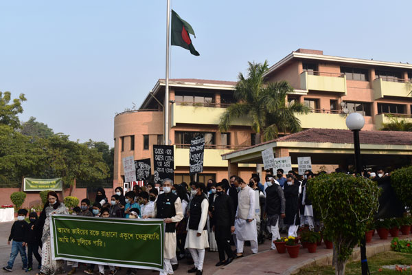ভাষা শহীদদের প্রতি শ্রদ্ধা জানিয়েছে নয়াদিল্লির বাংলাদেশ মিশন

