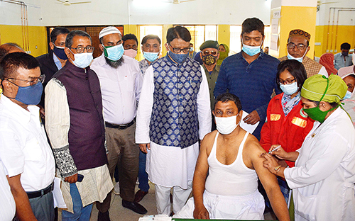 'দেশের উন্নয়ন ও মানুষকে রক্ষা করতেই শেখ হাসিনা কাজ করে যাচ্ছে' 