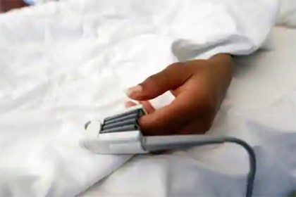 কালো ত্বকে ভুল ফলাফল দেয় পালস অক্সিমিটার