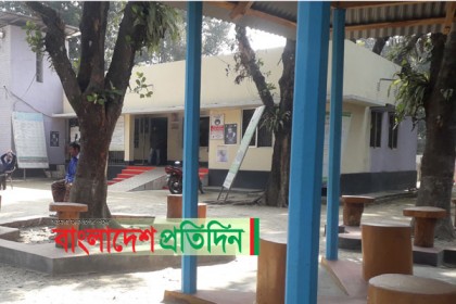 সেবা ও সৌন্দর্য্যে নজর কাড়ছে তেঁতুলিয়া ভূমি অফিস 
