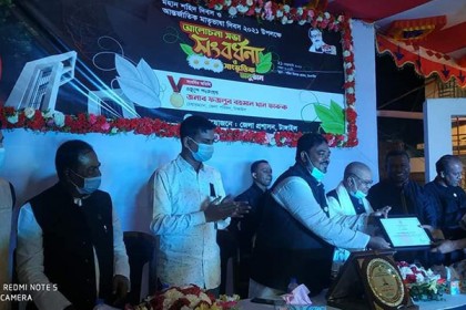 টাঙ্গাইল জেলা আওয়ামী লীগের সভাপতিকে সংবর্ধনা