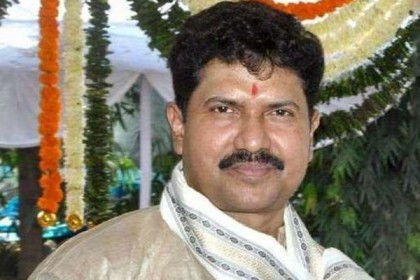 হোটেল থেকে ভারতের এমপির মরদেহ উদ্ধার

