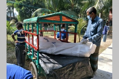 হোটেল কক্ষ থেকে পর্যটকের মরদেহ উদ্ধার