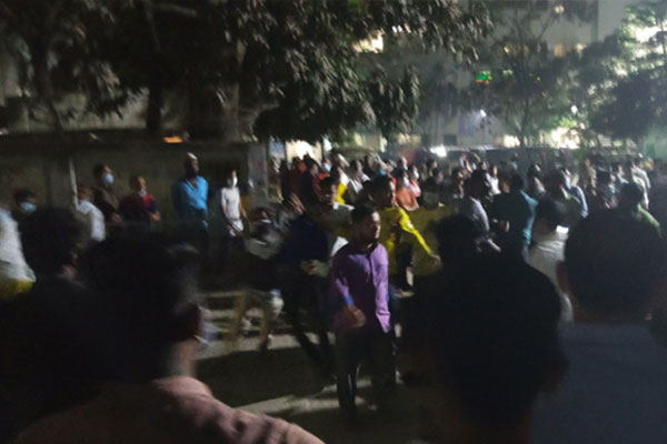ঢামেক হাসপাতালে নার্সদের হাতাহাতি, আহত ১