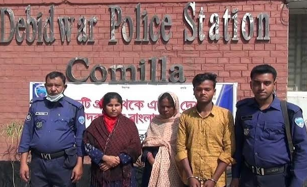 একই দোকানে দ্বিতীয়বার স্বর্ণালঙ্কার চুরি করতে এসে ধরা নারী মেম্বার