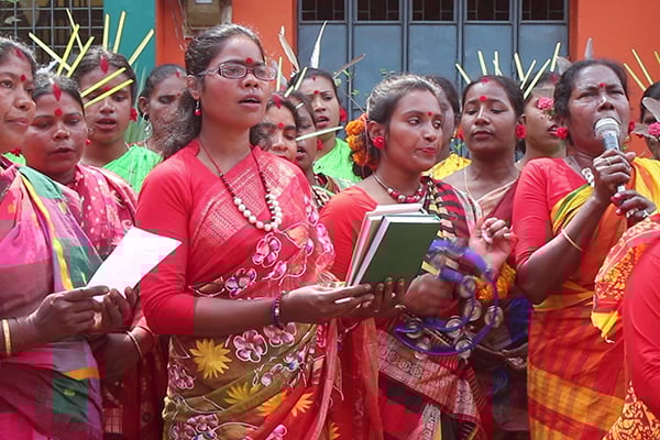 ঠাকুরগাঁওয়ে ক্ষুদ্র নৃ গোষ্ঠিদের সাংস্কৃতিক চর্চা প্রতিযোগীতা