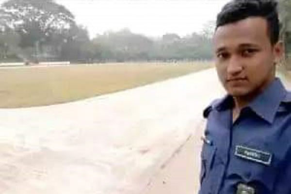 কিশোরীকে ধর্ষণ মামলায় প্রেমিক কনস্টেবল গ্রেফতার