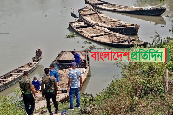 
হালদা নদী থেকে বালু উত্তোলনে ব্যবহৃত সরঞ্জাম জব্দ ও ইঞ্জিন ধ্বংস  