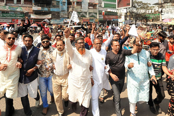 বগুড়া পৌর নির্বাচনে আওয়ামী লীগের প্রার্থীর পক্ষে গণসংযোগ 