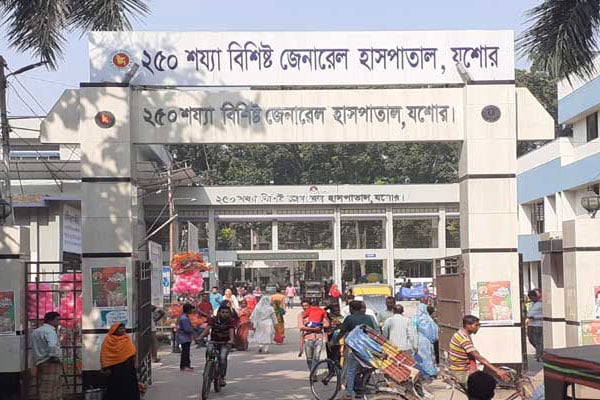 আয়া দিয়ে ডেলিভারি, নবজাতকের মাথা থেকে শরীর বিচ্ছিন্ন