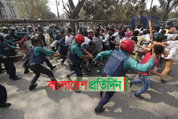 রাজধানীতে পুলিশের সঙ্গে ছাত্রদলের সংঘর্ষ  
