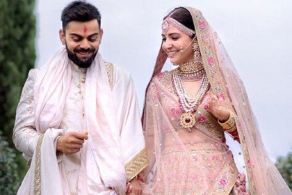 সুন্দরী স্ত্রী থাকতেও কেন অবসাদগ্রস্ত বিরাট, সাবেক ক্রিকেটারের প্রশ্ন


