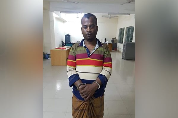মোংলায় হরিণের ২৫ কেজি মাংসসহ দোকানি আটক
