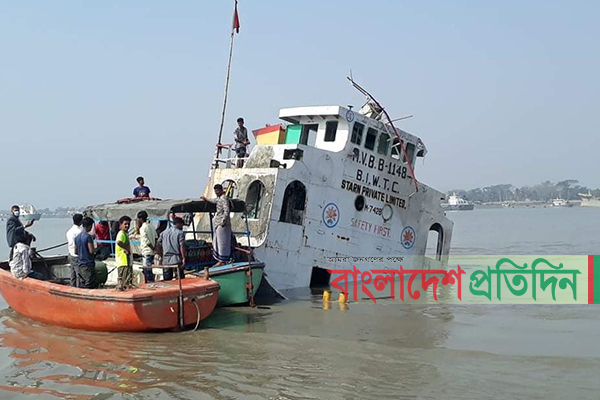 মোংলায় কার্গো ডুবির দুইদিনেও শুরু হয়নি উদ্ধার কাজ