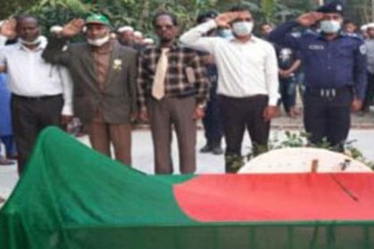 দুই ঘণ্টার ব্যবধানে স্বামী-স্ত্রীর মৃত্যু, জানাজা একসাথে

