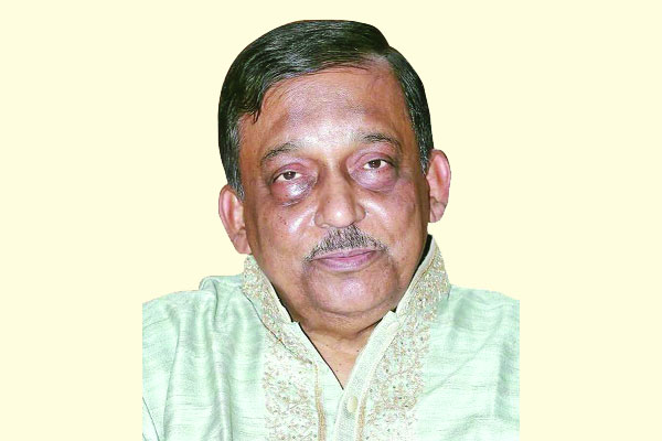 জীবন উৎসর্গ করেও দায়িত্ব পালন করে যাচ্ছে পুলিশ