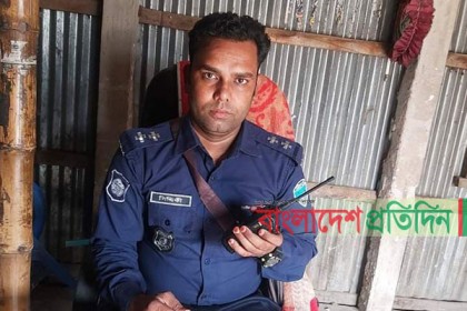 পিস্তল ঠেকিয়ে টাকা ছিনতাই, গ্রেফতার এসআইসহ ৩ পুলিশ সদস্য রিমান্ডে