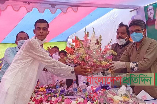 শিবচরে বিএনপির দেড় হাজার নেতাকর্মীর আওয়ামী লীগে যোগদান
