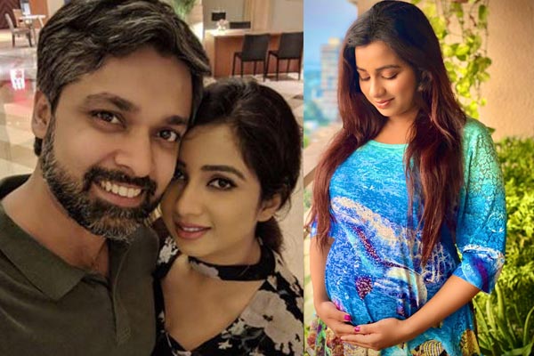 সুখবর দিলেন শ্রেয়া ঘোষাল