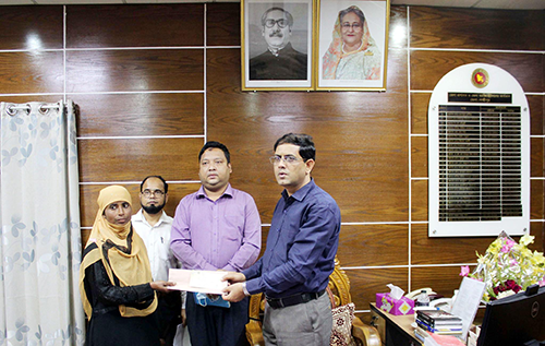 প্রধানমন্ত্রীর উপহার পাচ্ছেন লক্ষ্মীপুরের সেই মায়া